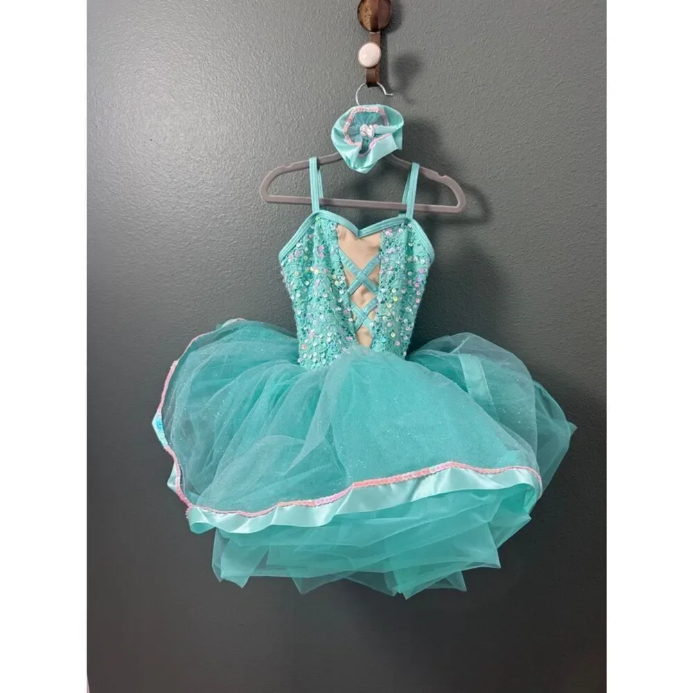 N/A turquoise sequin